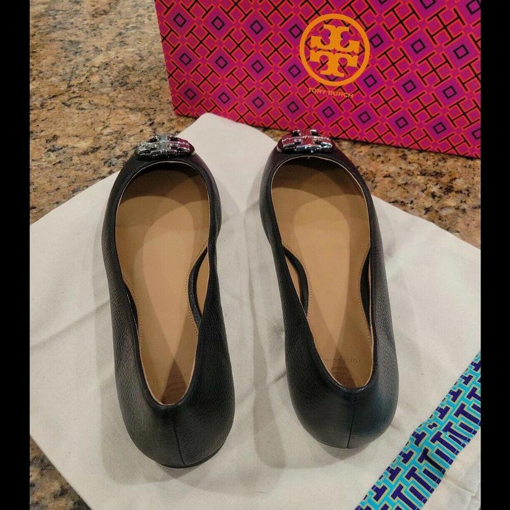 TORY BURCH Silver Logo Claire Black TUMBLED LEATHER BALLET Flat Womens Shoe 10.5 - Picture 4 of 12